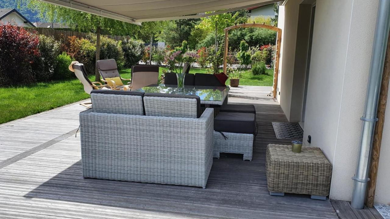 סנט-ז'וריו La Maison Du Port, Une Exclusivite Lla Selections By Location Lac Annecy מראה חיצוני תמונה
