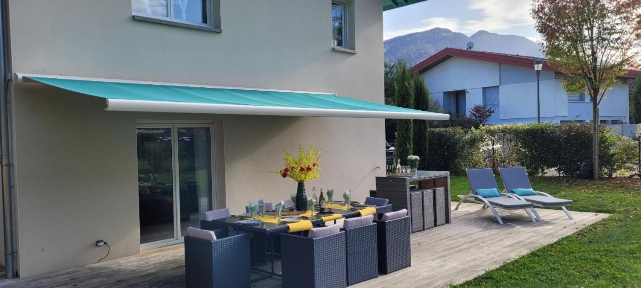 סנט-ז'וריו La Maison Du Port, Une Exclusivite Lla Selections By Location Lac Annecy מראה חיצוני תמונה