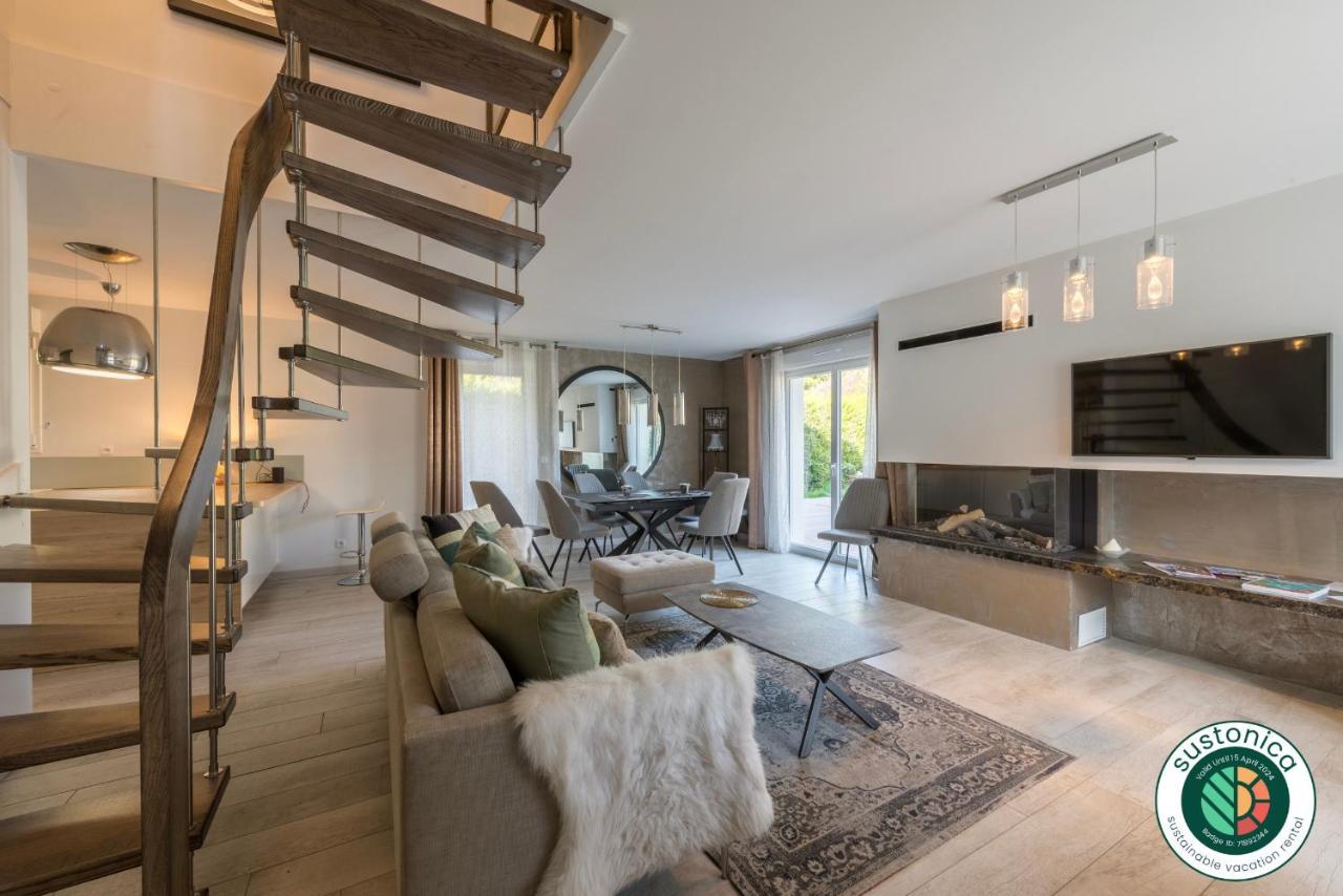 סנט-ז'וריו La Maison Du Port, Une Exclusivite Lla Selections By Location Lac Annecy מראה חיצוני תמונה