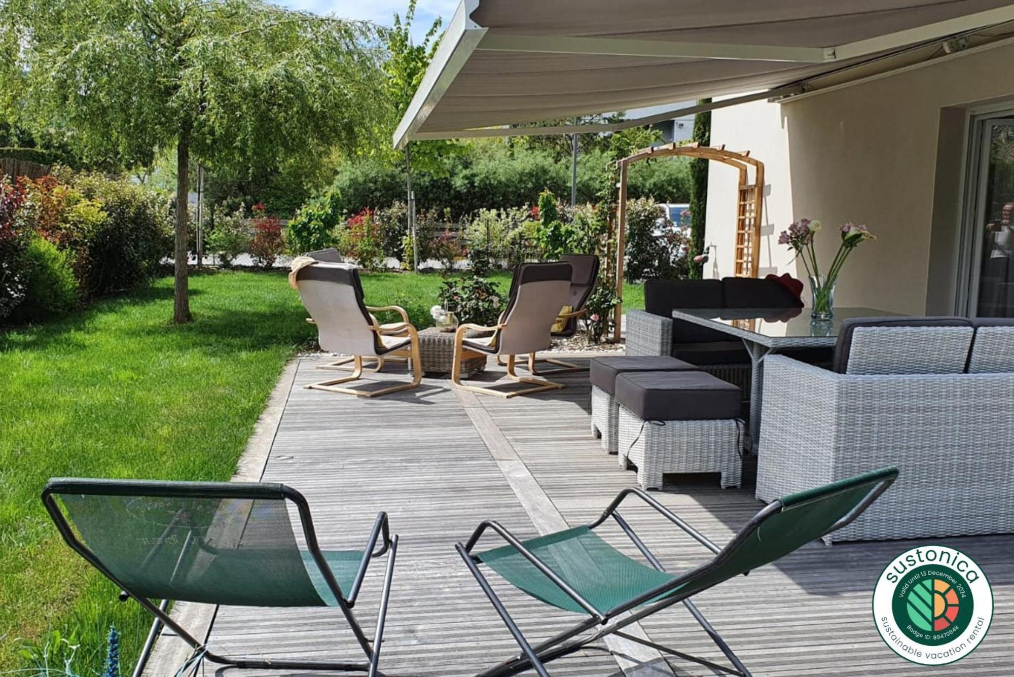 סנט-ז'וריו La Maison Du Port, Une Exclusivite Lla Selections By Location Lac Annecy מראה חיצוני תמונה