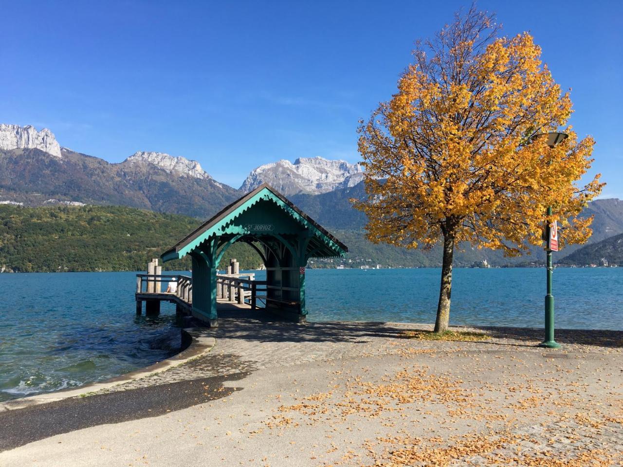 סנט-ז'וריו La Maison Du Port, Une Exclusivite Lla Selections By Location Lac Annecy מראה חיצוני תמונה