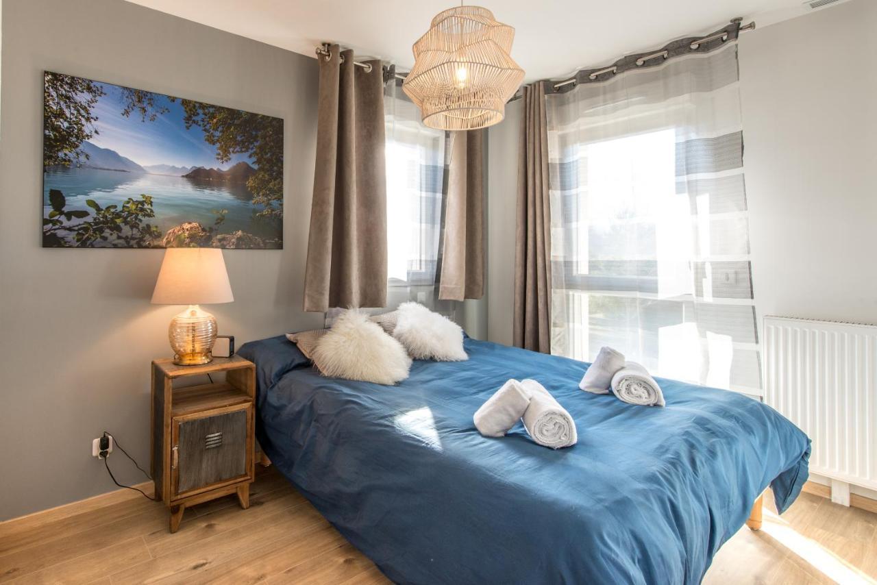 סנט-ז'וריו La Maison Du Port, Une Exclusivite Lla Selections By Location Lac Annecy מראה חיצוני תמונה