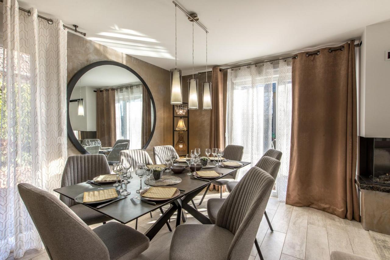 סנט-ז'וריו La Maison Du Port, Une Exclusivite Lla Selections By Location Lac Annecy מראה חיצוני תמונה